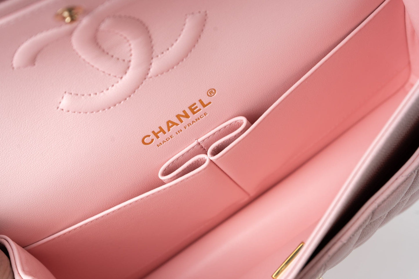 22S Light Pink Caviar Quilted Classic Flap Medium LGHW