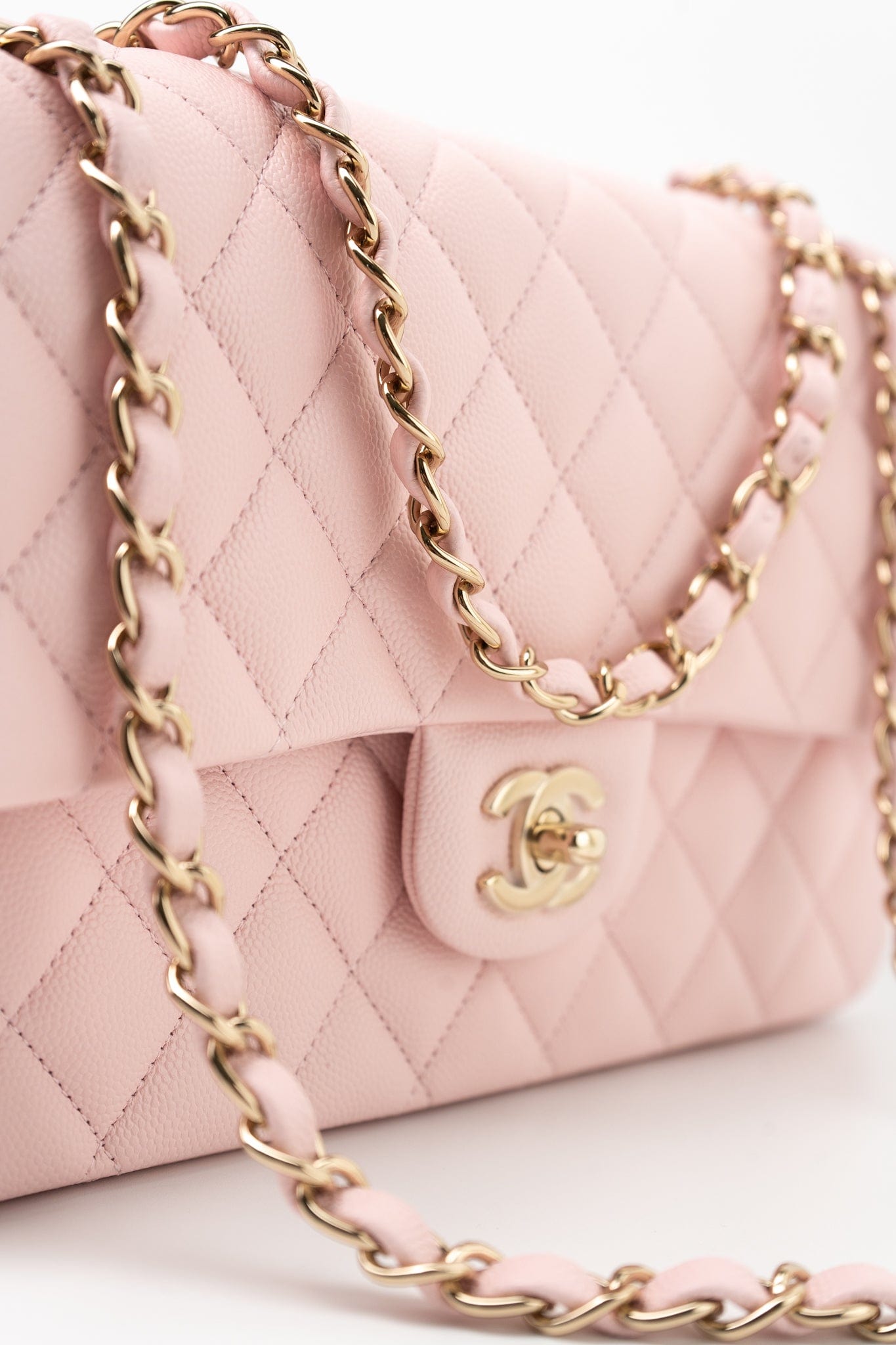 22S Light Pink Caviar Quilted Classic Flap Medium LGHW