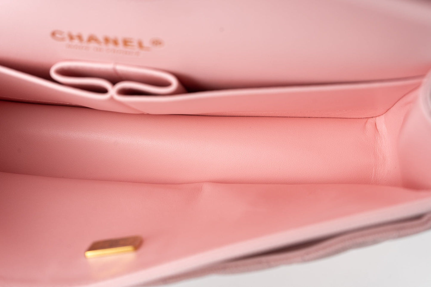 22S Light Pink Caviar Quilted Classic Flap Medium LGHW