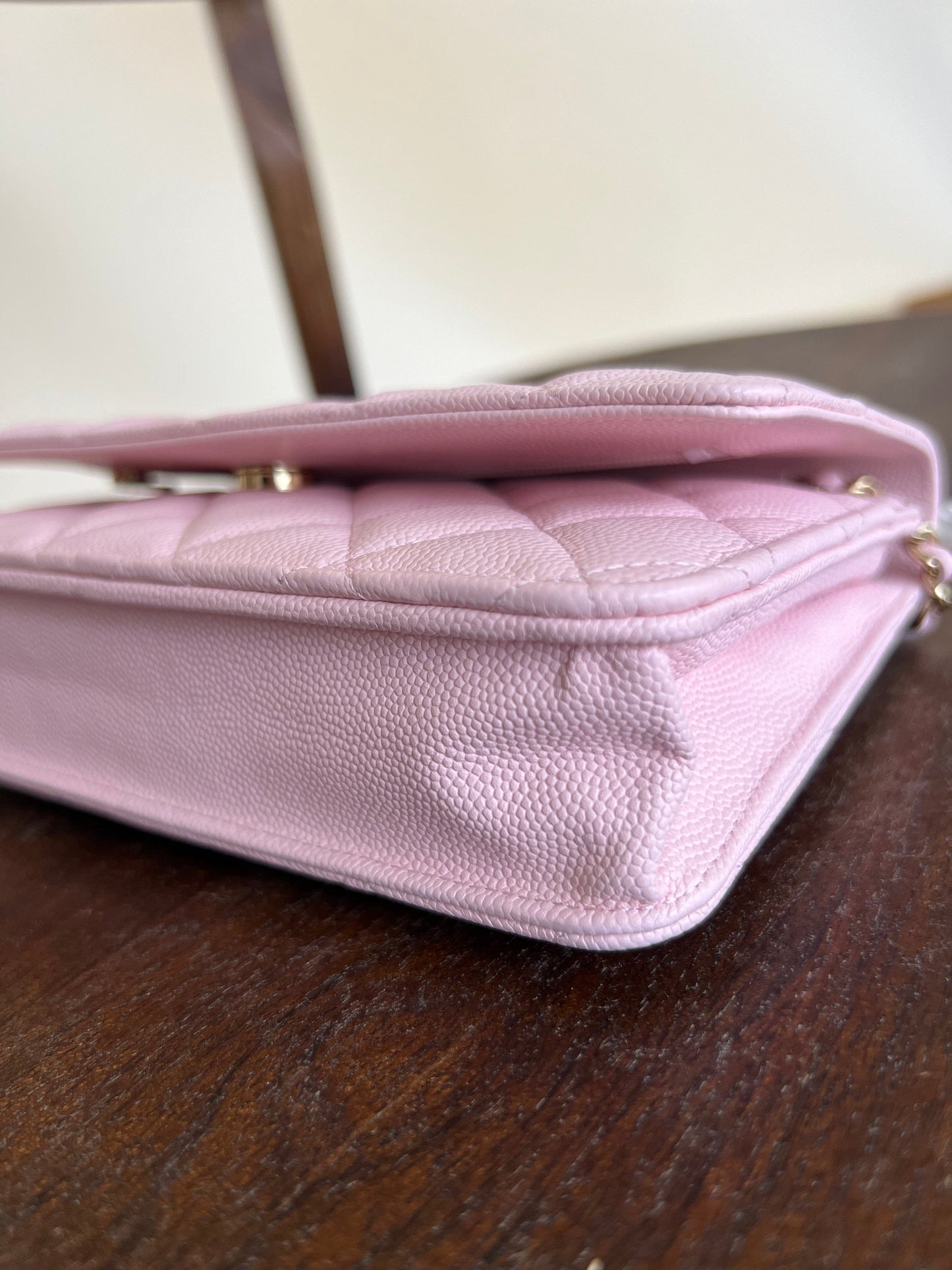 22S LIGHT PINK CAVIAR QUILTED WALLET ON CHAIN GHW (WOC)