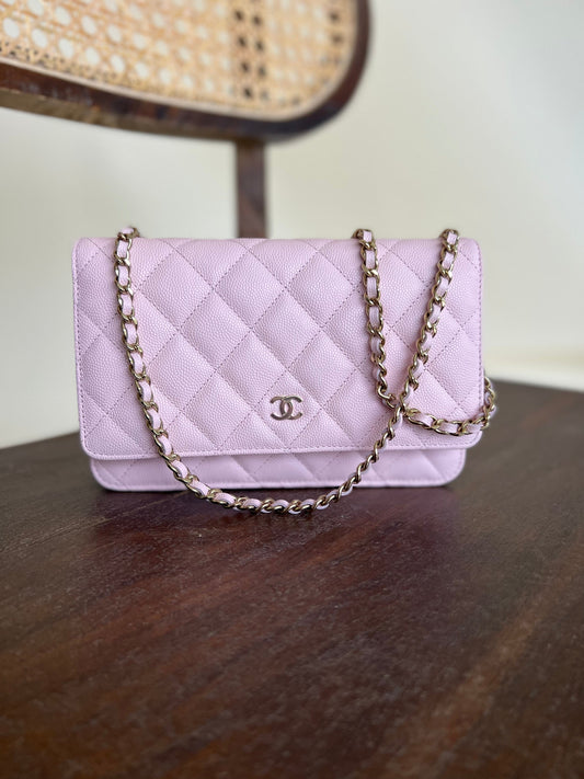 22S LIGHT PINK CAVIAR QUILTED WALLET ON CHAIN GHW (WOC)