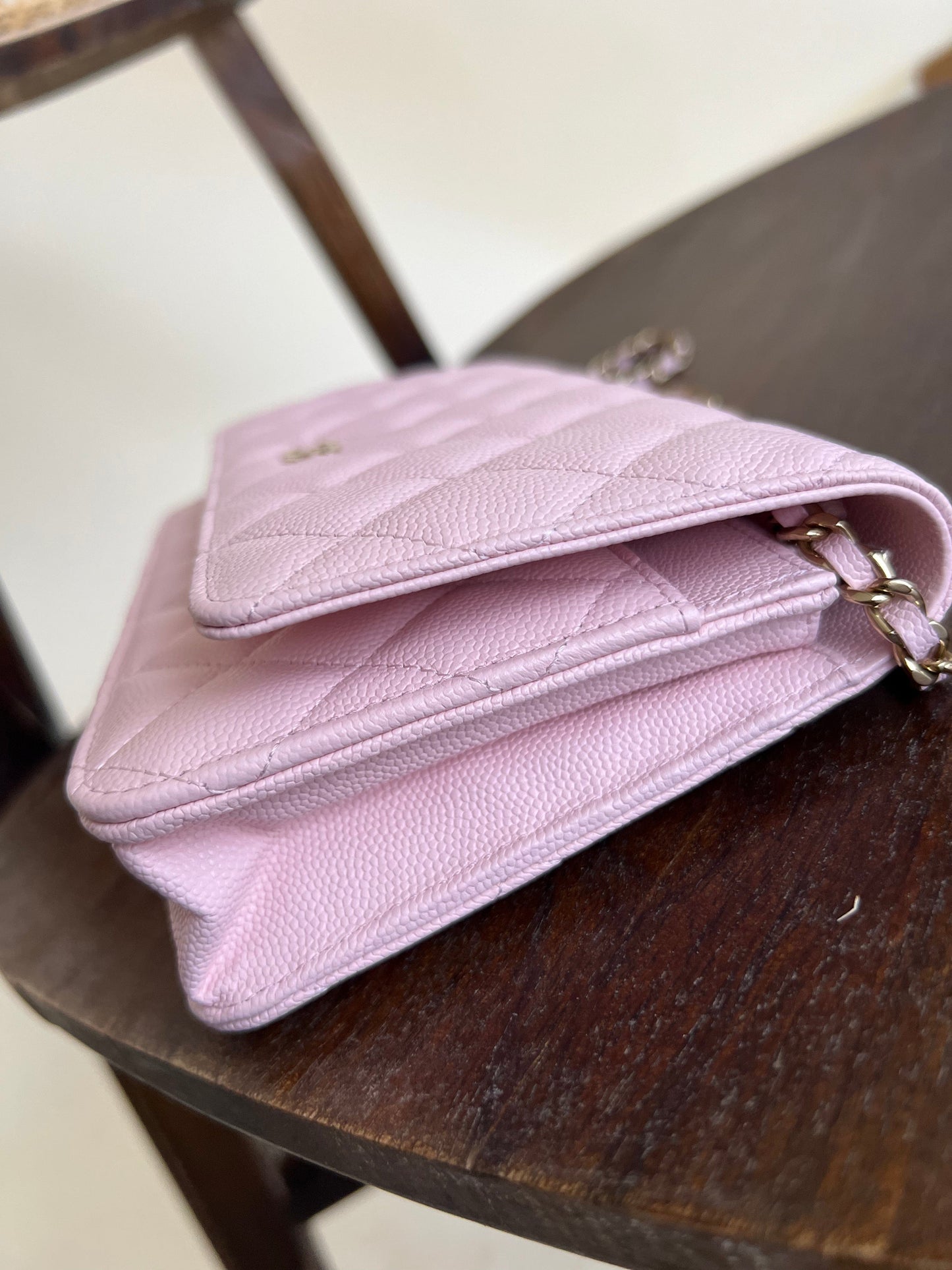22S LIGHT PINK CAVIAR QUILTED WALLET ON CHAIN GHW (WOC)