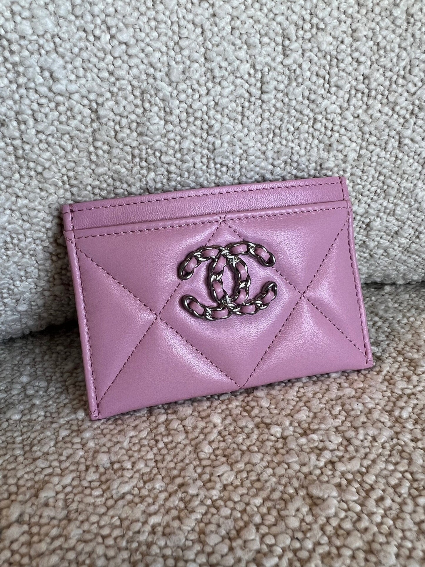 22S Pink 19 Flap Card Holder