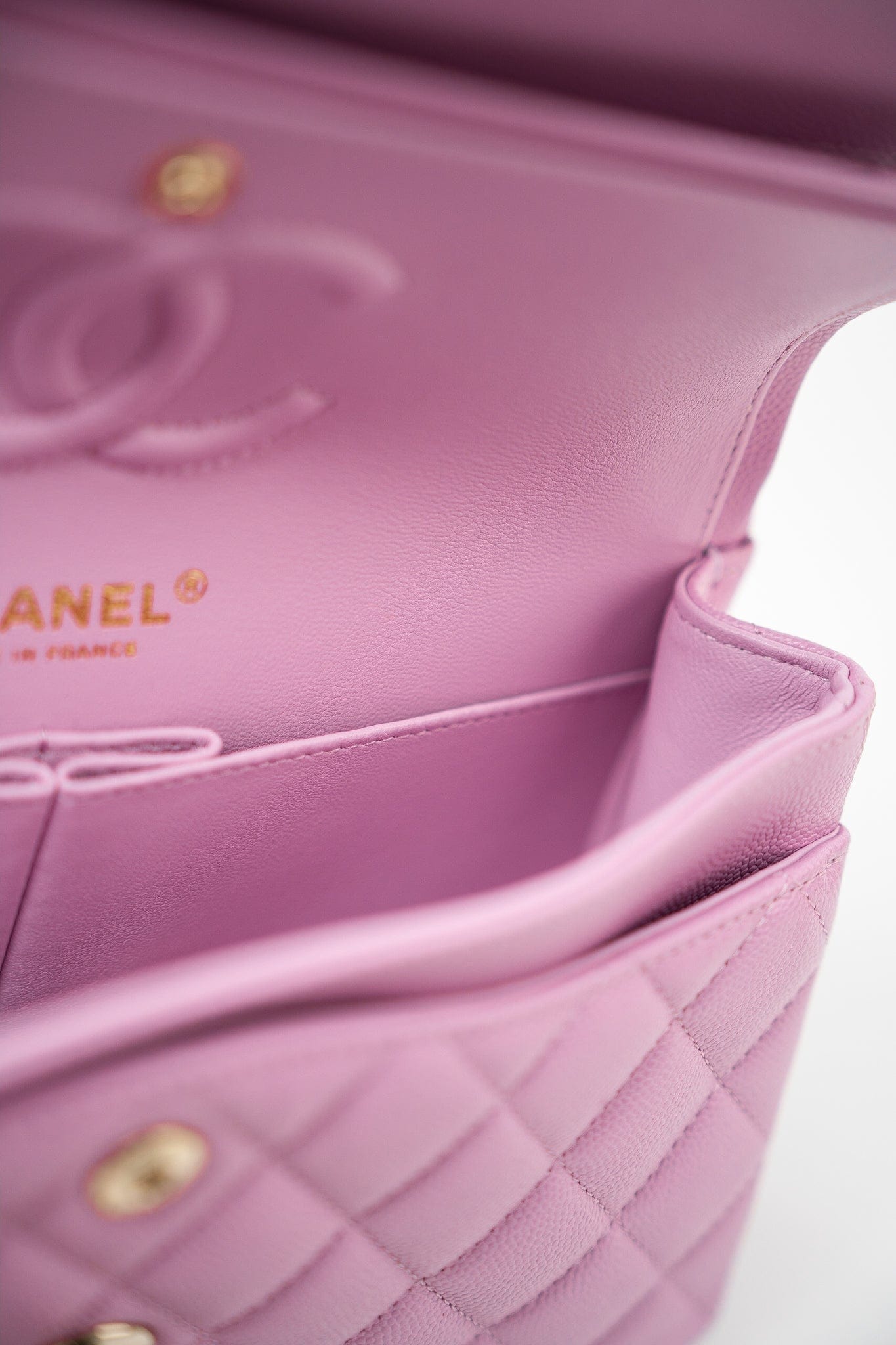 22S Pink Caviar Quilted Classic Flap Small Light Gold Hardware