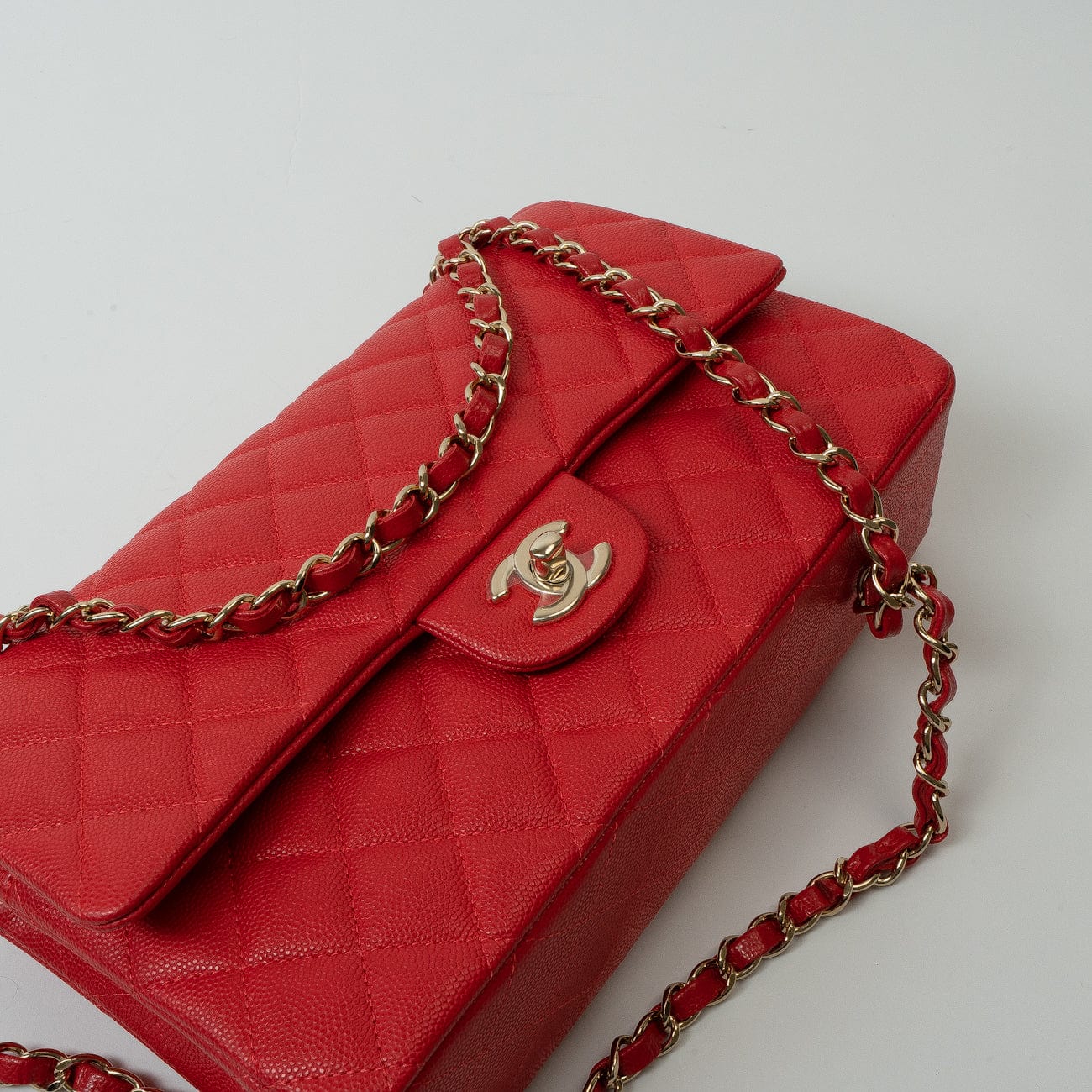 22S Red Caviar Quilted Classic Double Flap Medium Light Gold Hardware