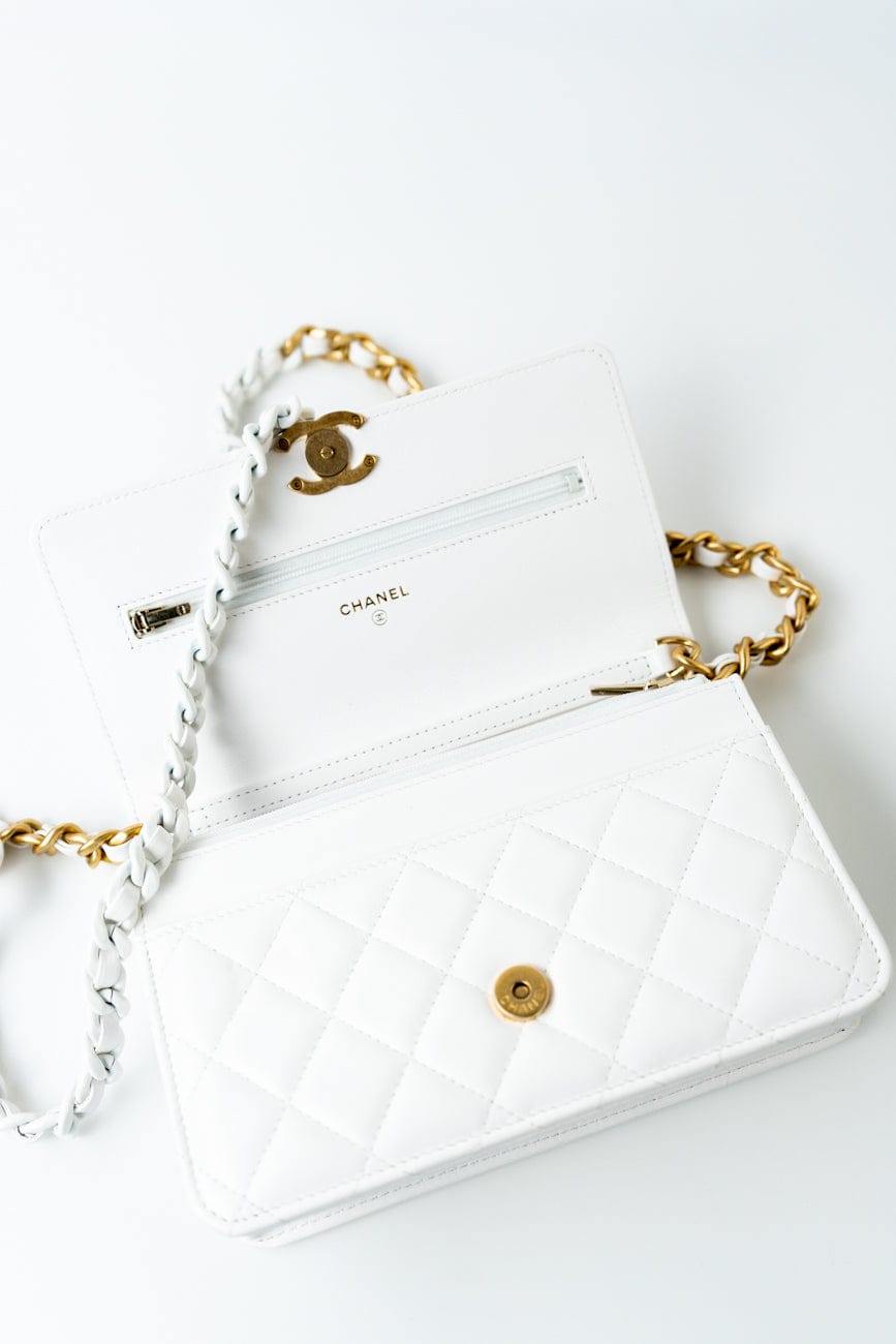 22S White Lambskin Quilted Wallet on Chain (WOC)