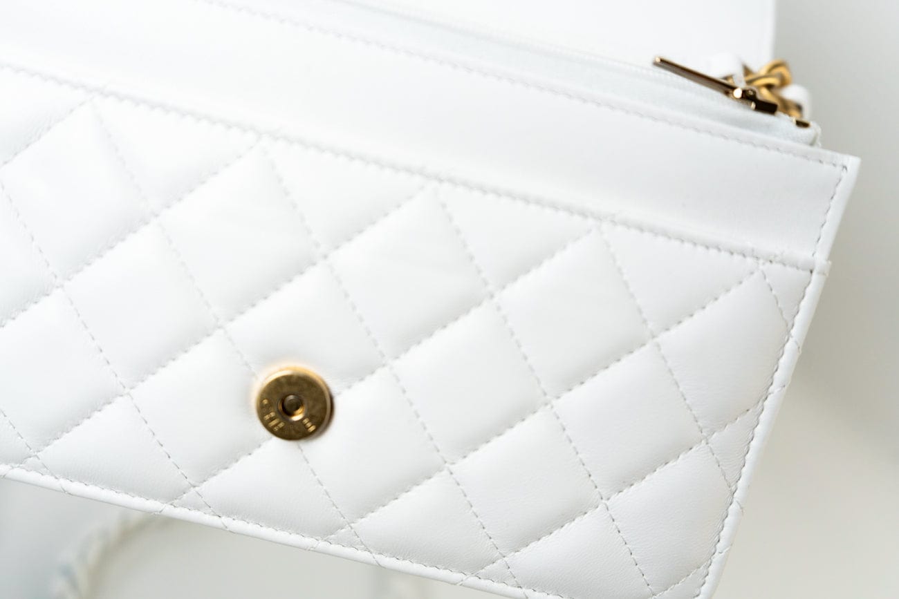 22S White Lambskin Quilted Wallet on Chain (WOC)