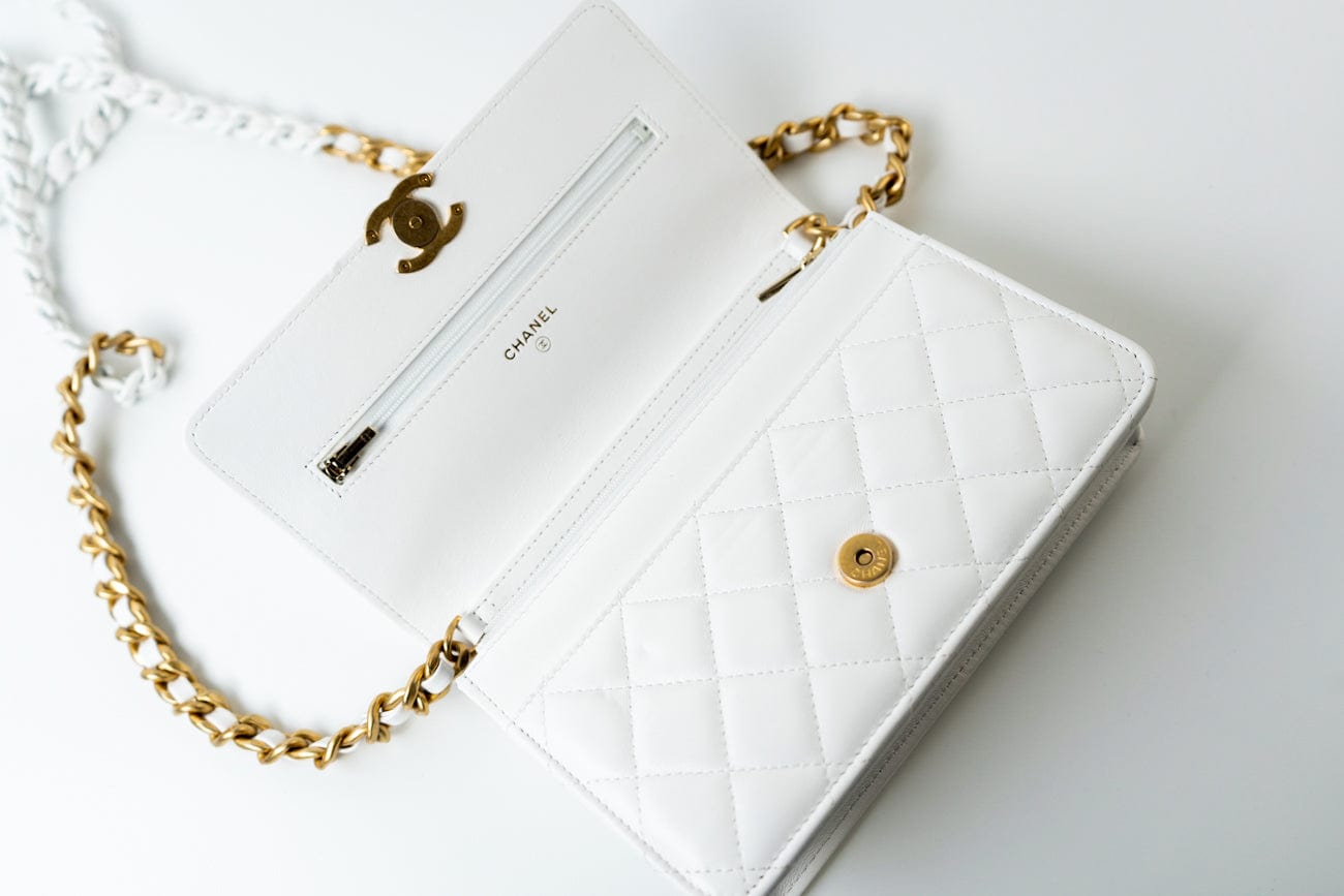 22S White Lambskin Quilted Wallet on Chain (WOC)