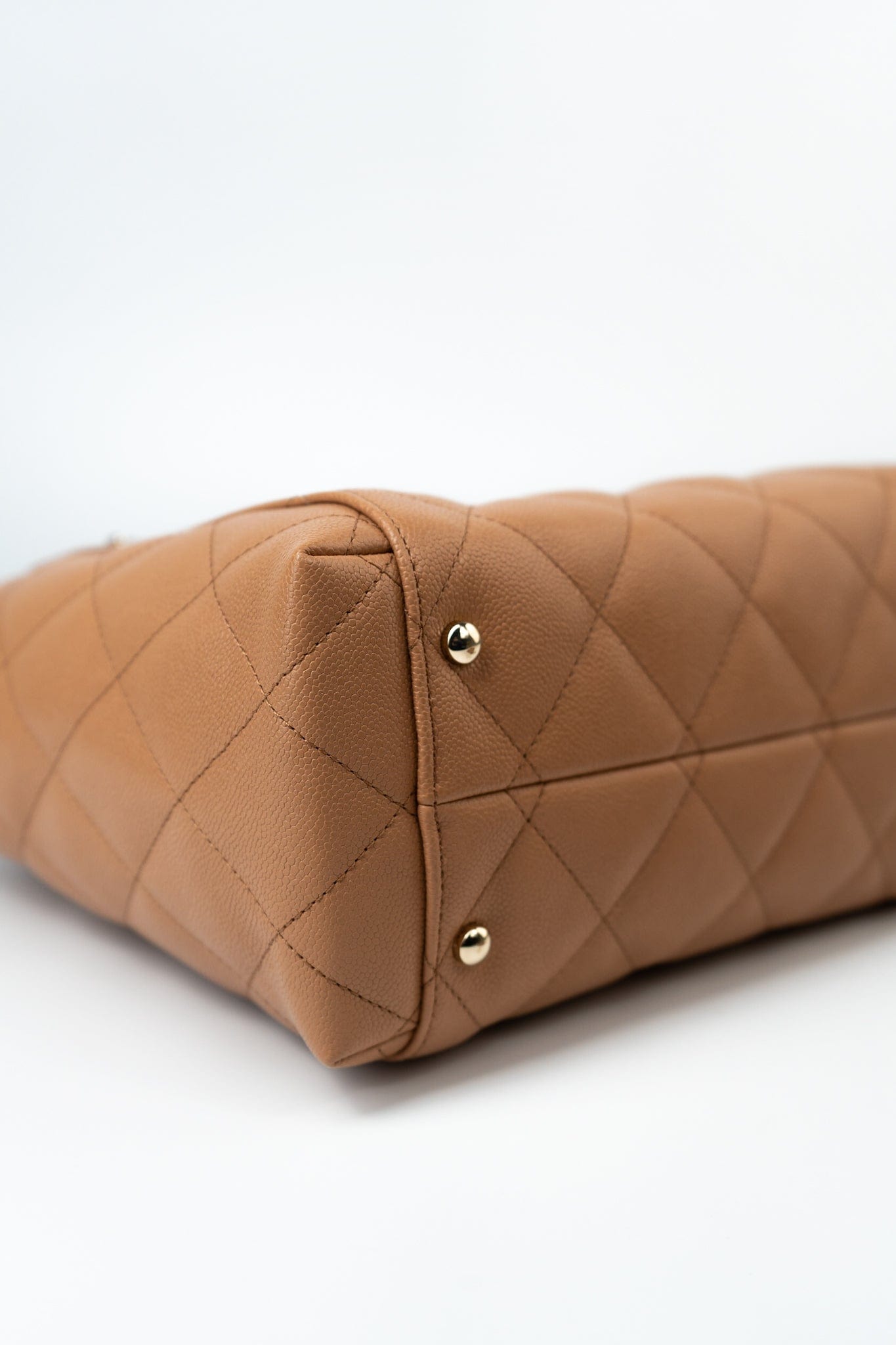 23P Small Caramel Caviar Quilted Shopping Bag Light Gold Hardware