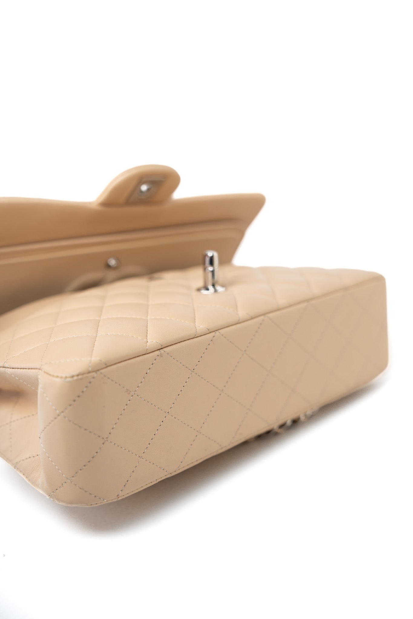 Beige Clair Lambskin Quilted Classic Flap Medium Silver Hardware