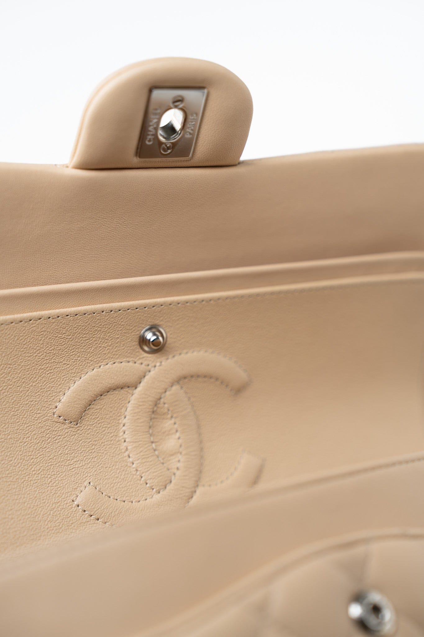 Beige Clair Lambskin Quilted Classic Flap Medium Silver Hardware