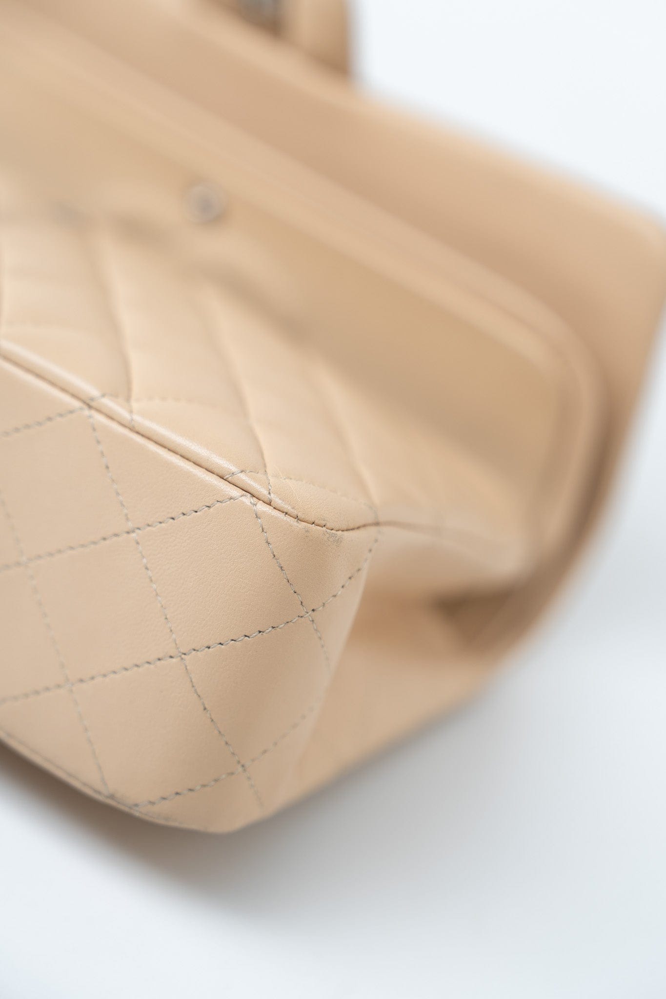 Beige Clair Lambskin Quilted Classic Flap Medium Silver Hardware