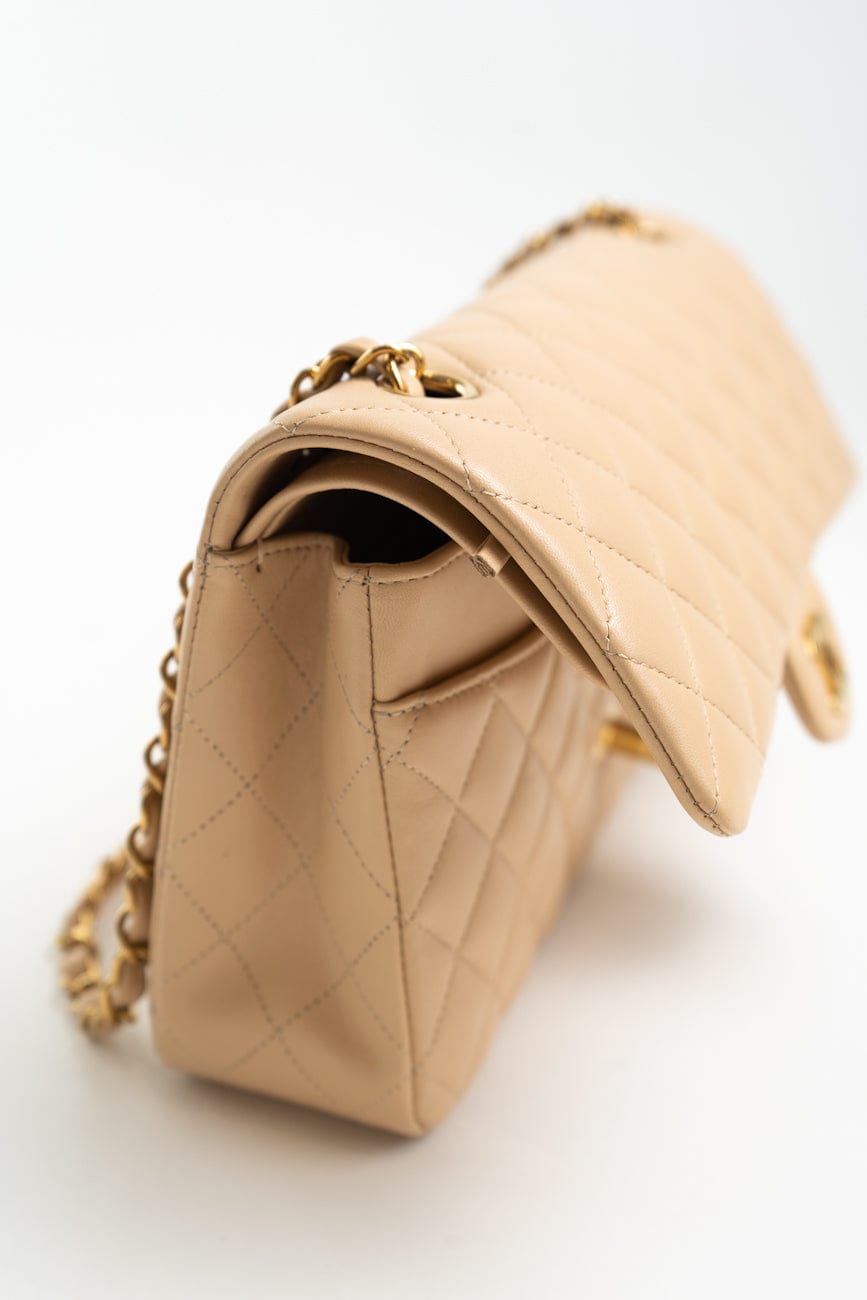 Beige Lambskin Quilted Classic Flap Medium GHW