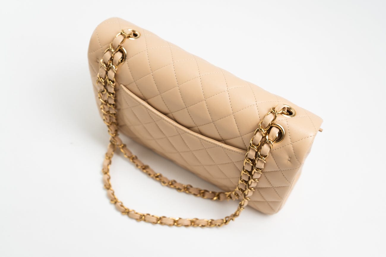 Beige Lambskin Quilted Classic Flap Medium GHW