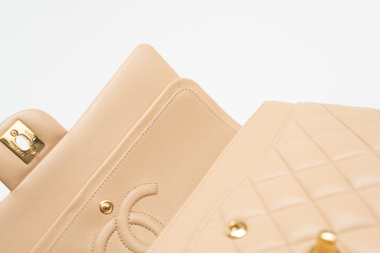 Beige Lambskin Quilted Classic Flap Medium GHW