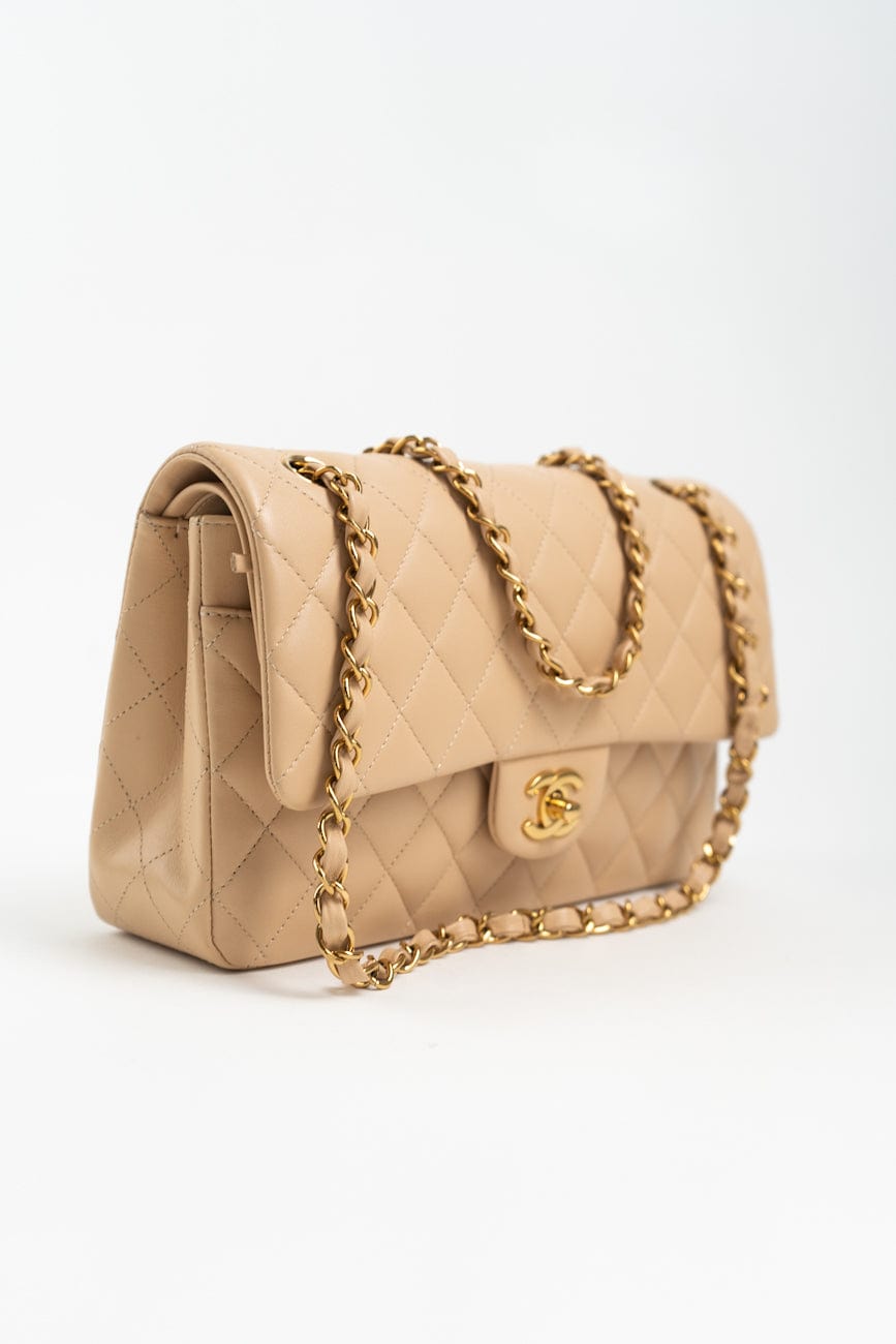 Beige Lambskin Quilted Classic Flap Medium GHW