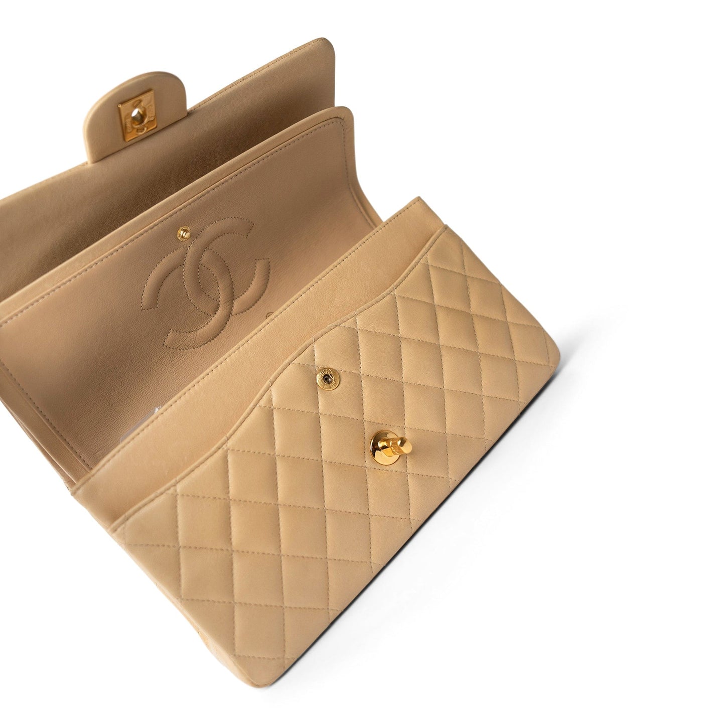 Vintage Beige Lambskin Quilted Classic Flap Medium Gold Hardware