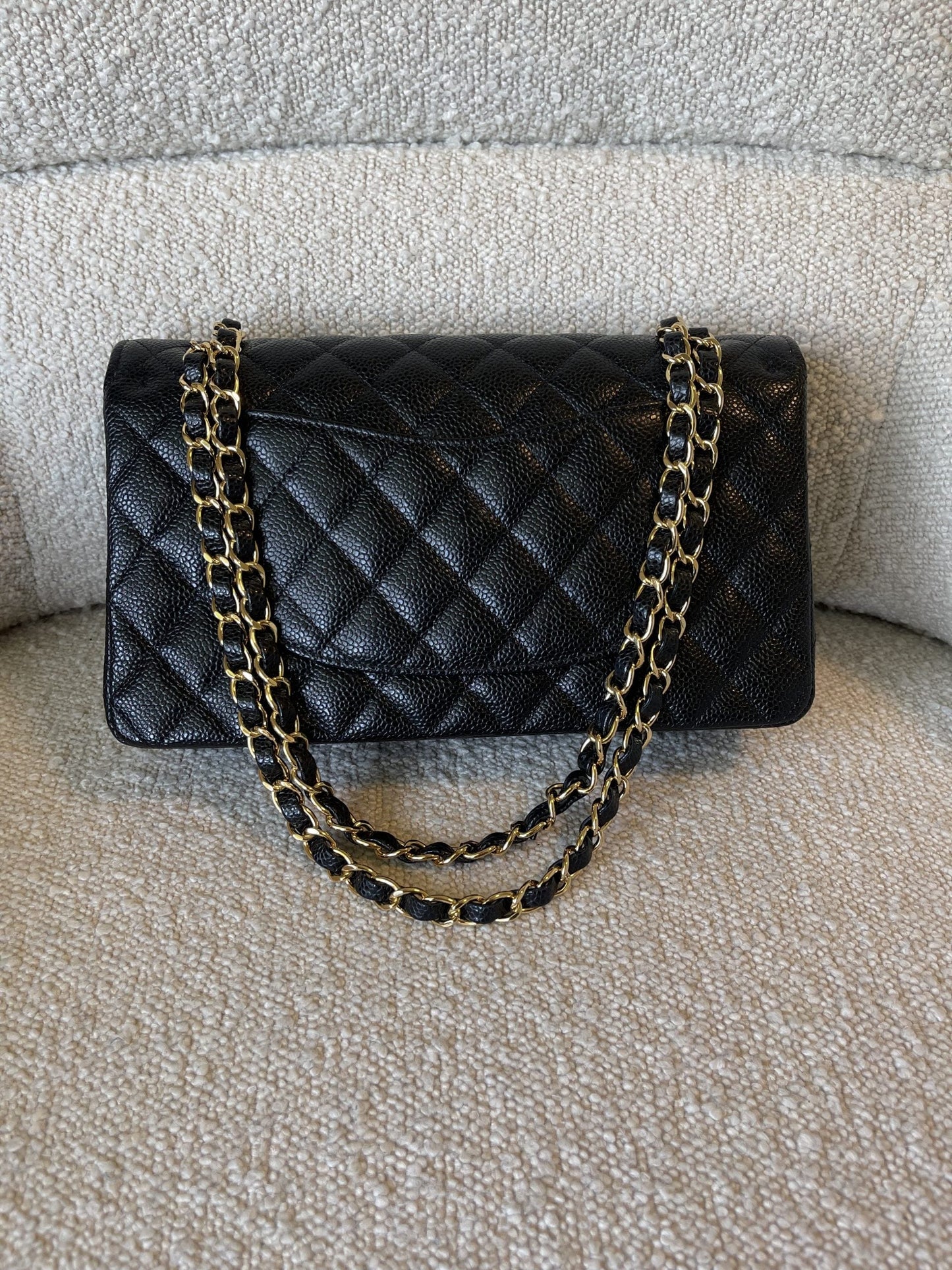 Black Caviar Quilted Classic Flap Medium LGHW
