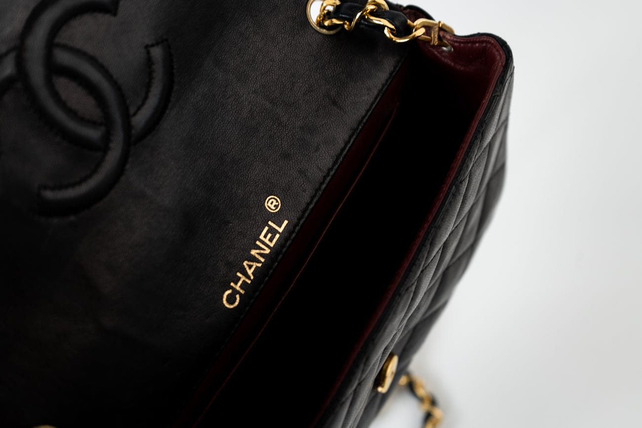 Chanel Vintage Black Lambskin Quilted Beak Tip Single Flap Bag