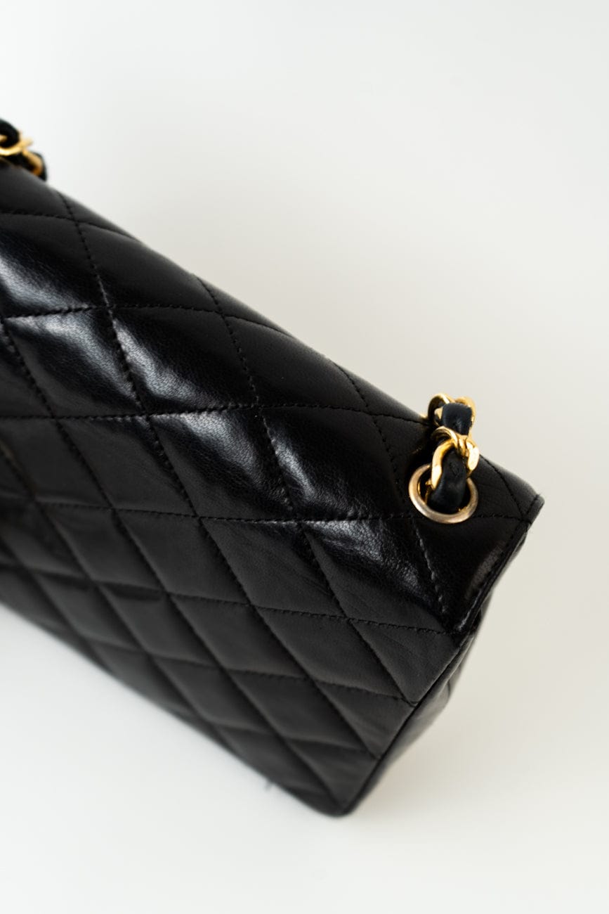 Chanel Vintage Black Lambskin Quilted Beak Tip Single Flap Bag