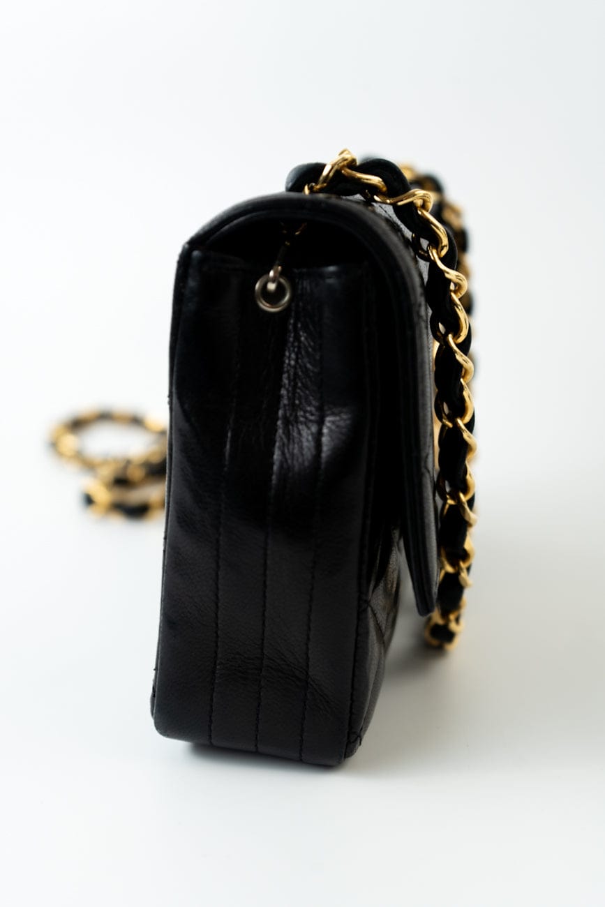 Chanel Vintage Black Lambskin Quilted Beak Tip Single Flap Bag