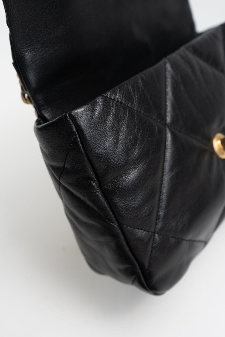 Black Goatskin Quilted 19 Flap Small AGHW