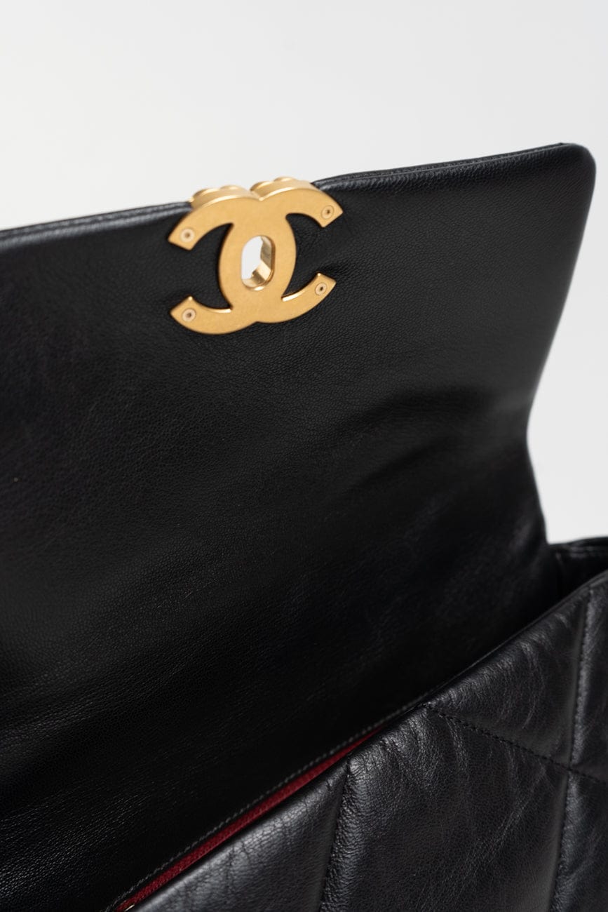 Black Goatskin Quilted 19 Flap Small AGHW