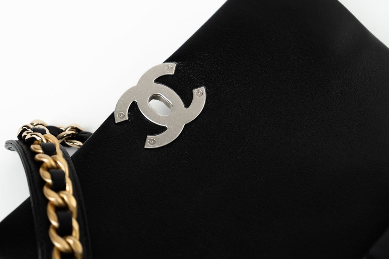 Black Lambskin Quilted 19 Flap Small