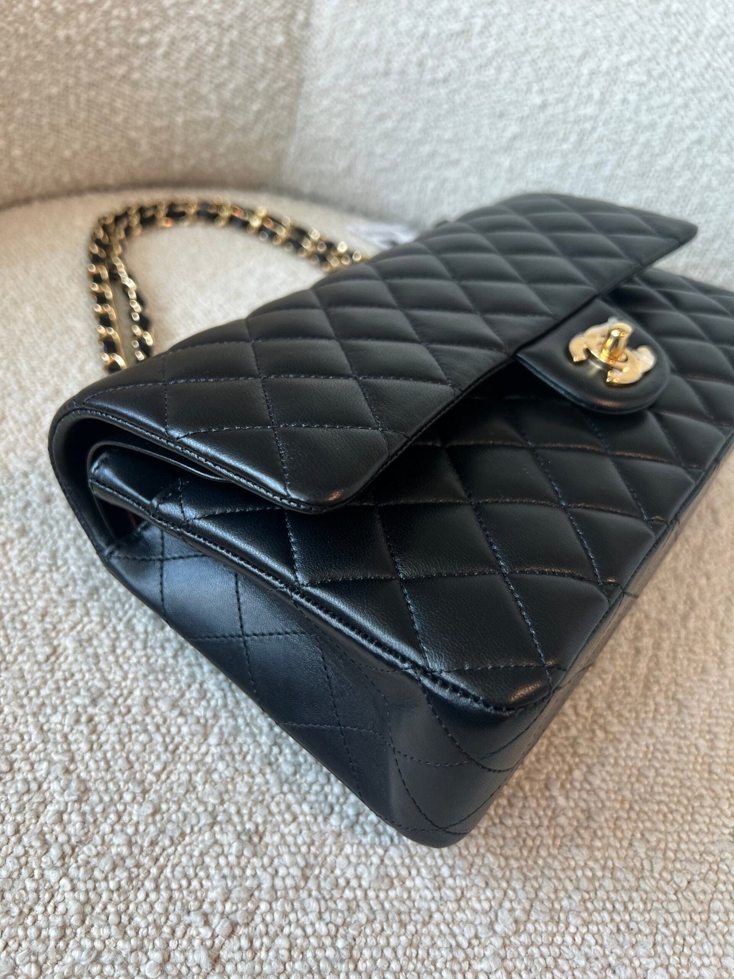 Black Lambskin Quilted Classic Flap Medium GHW