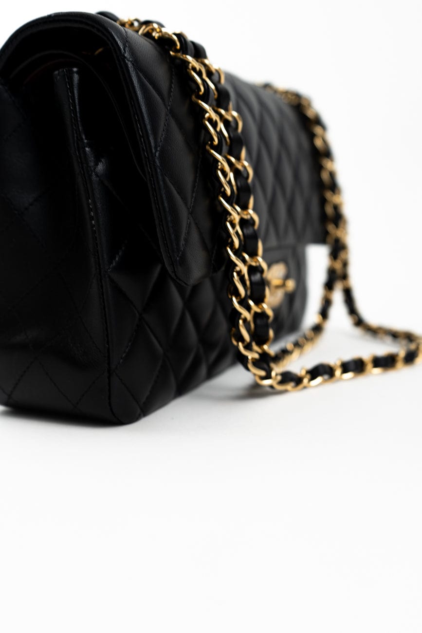 Black Lambskin Quilted Classic Flap Medium GHW