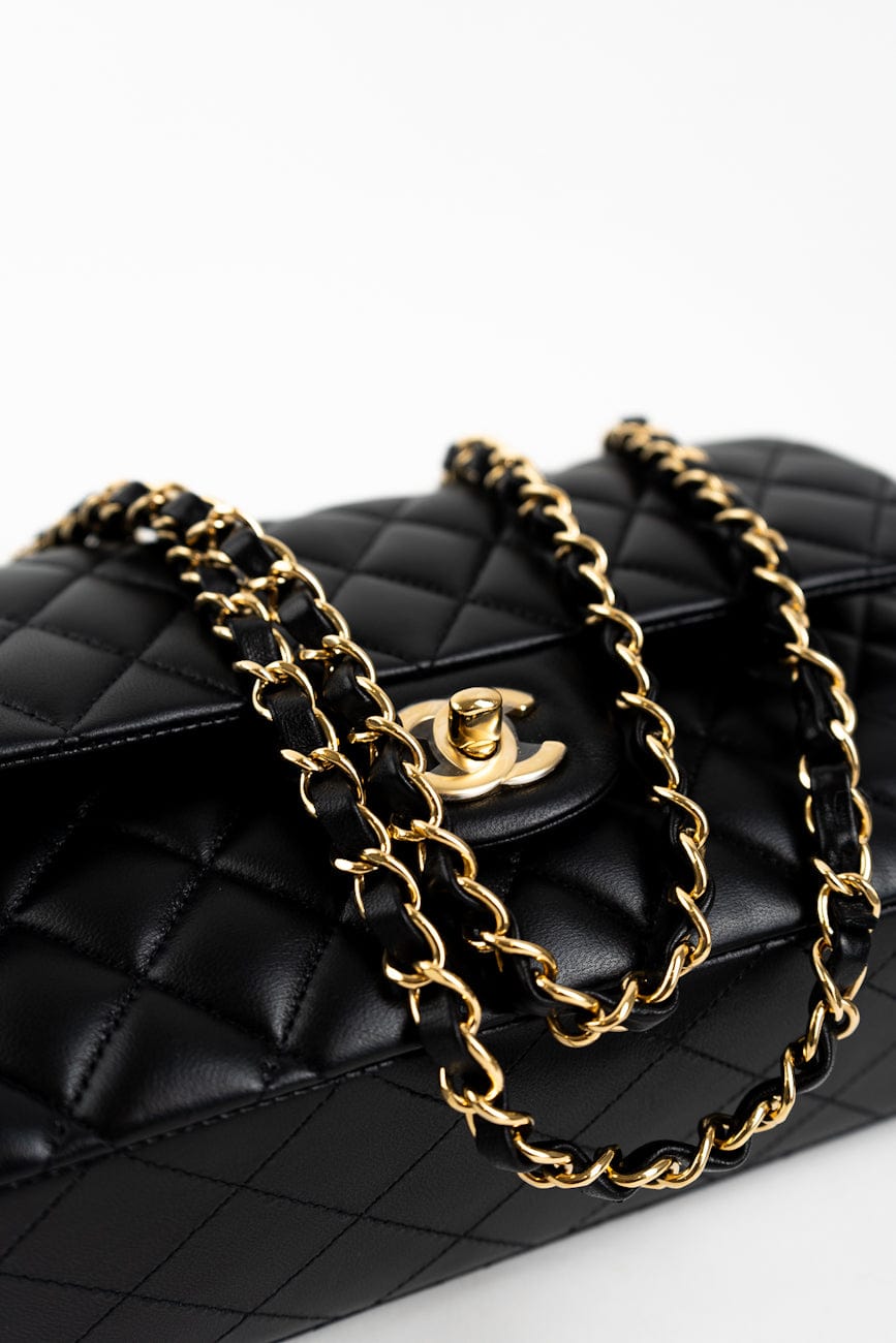 Black Lambskin Quilted Classic Flap Medium GHW