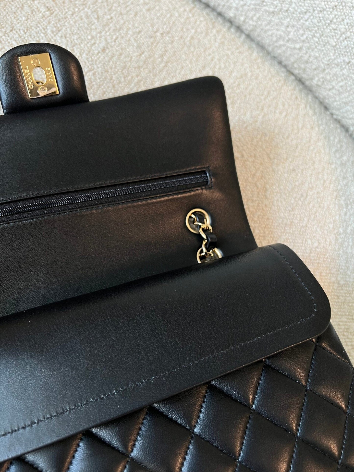 Black Lambskin Quilted Classic Flap Medium GHW