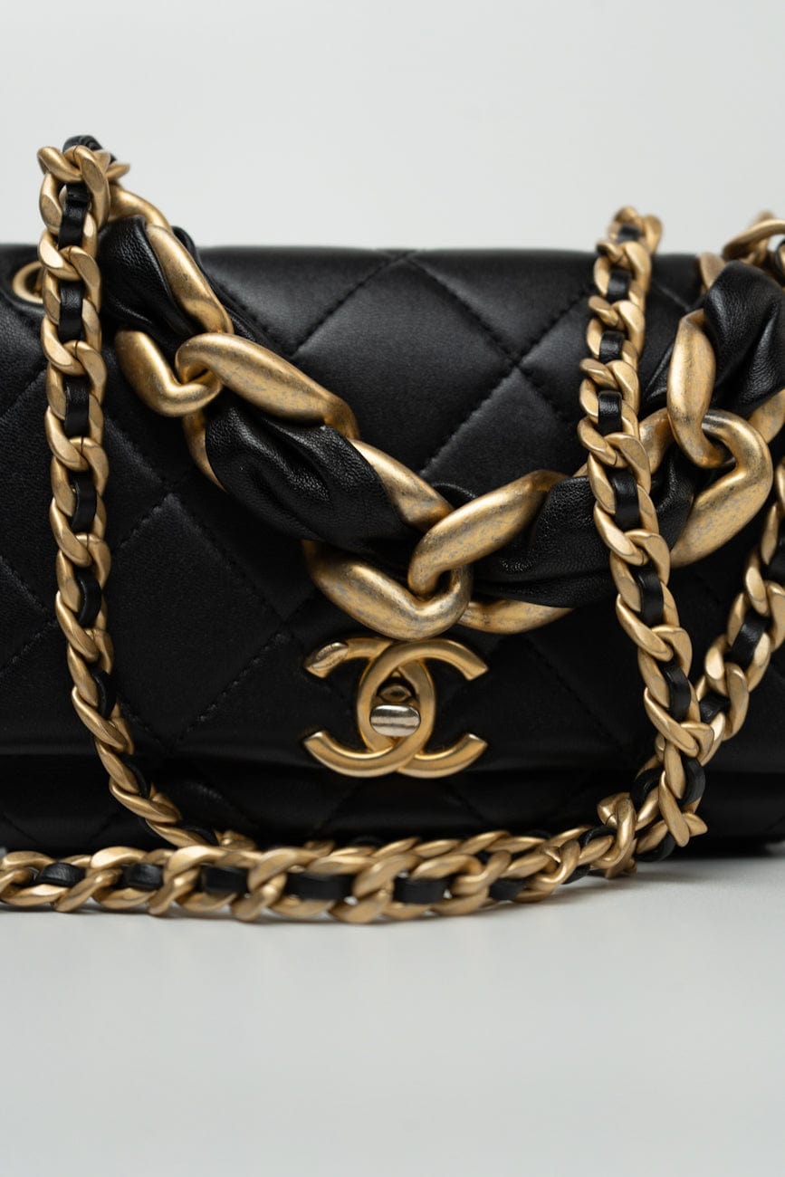 Black Lambskin Quilted Entwined Single Flap Mini Aged Hardware