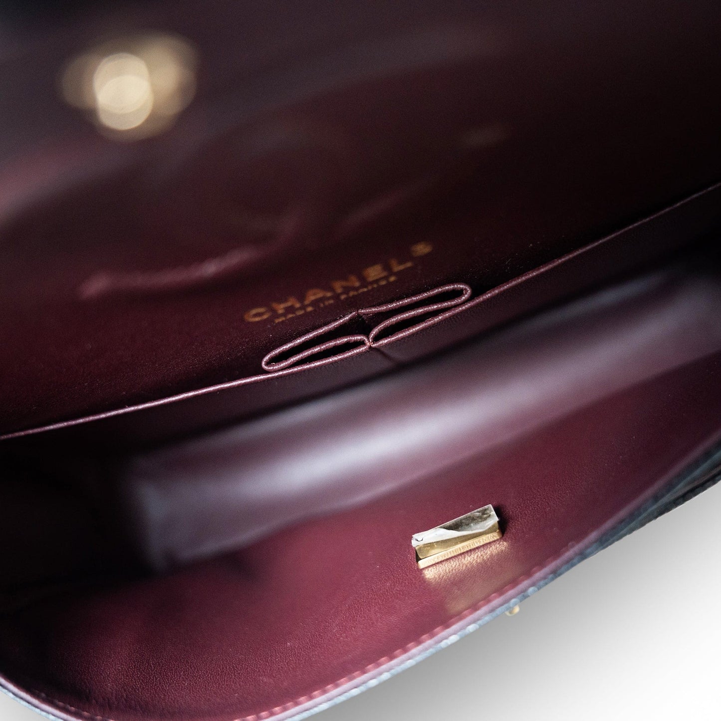 Medium Black Caviar Quilted Classic Flap Gold Hardware