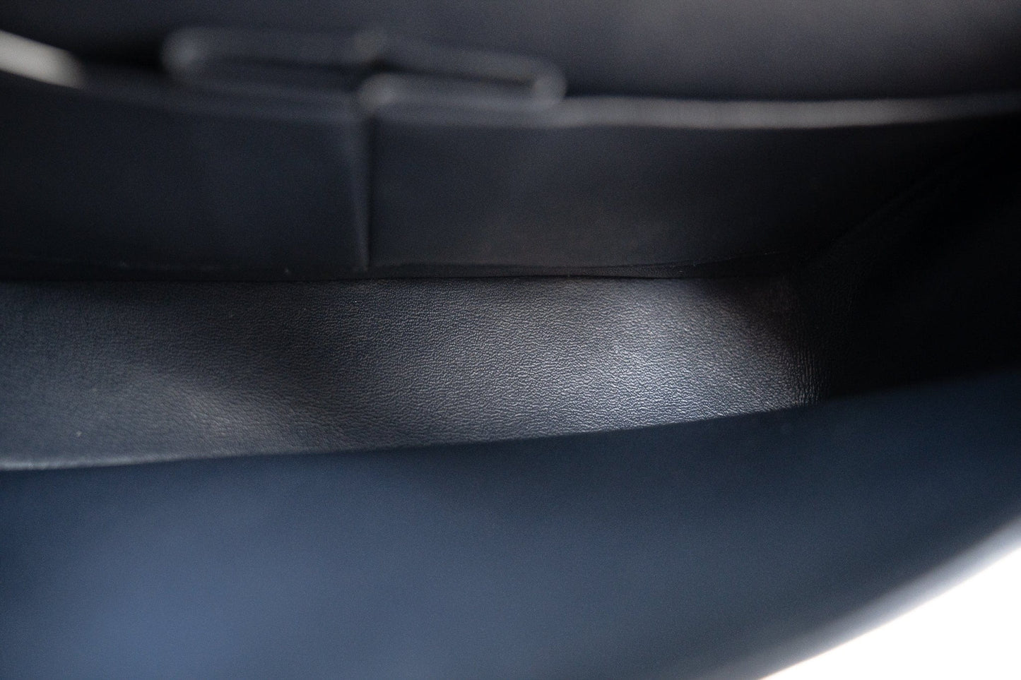 Navy Caviar Quilted Classic Flap Medium Light Gold Hardware