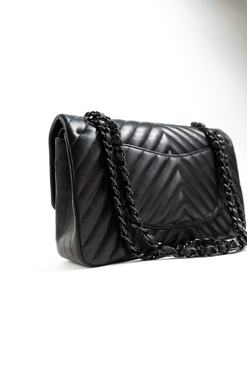 So Black Lambskin Chevron Medium Classic Flap