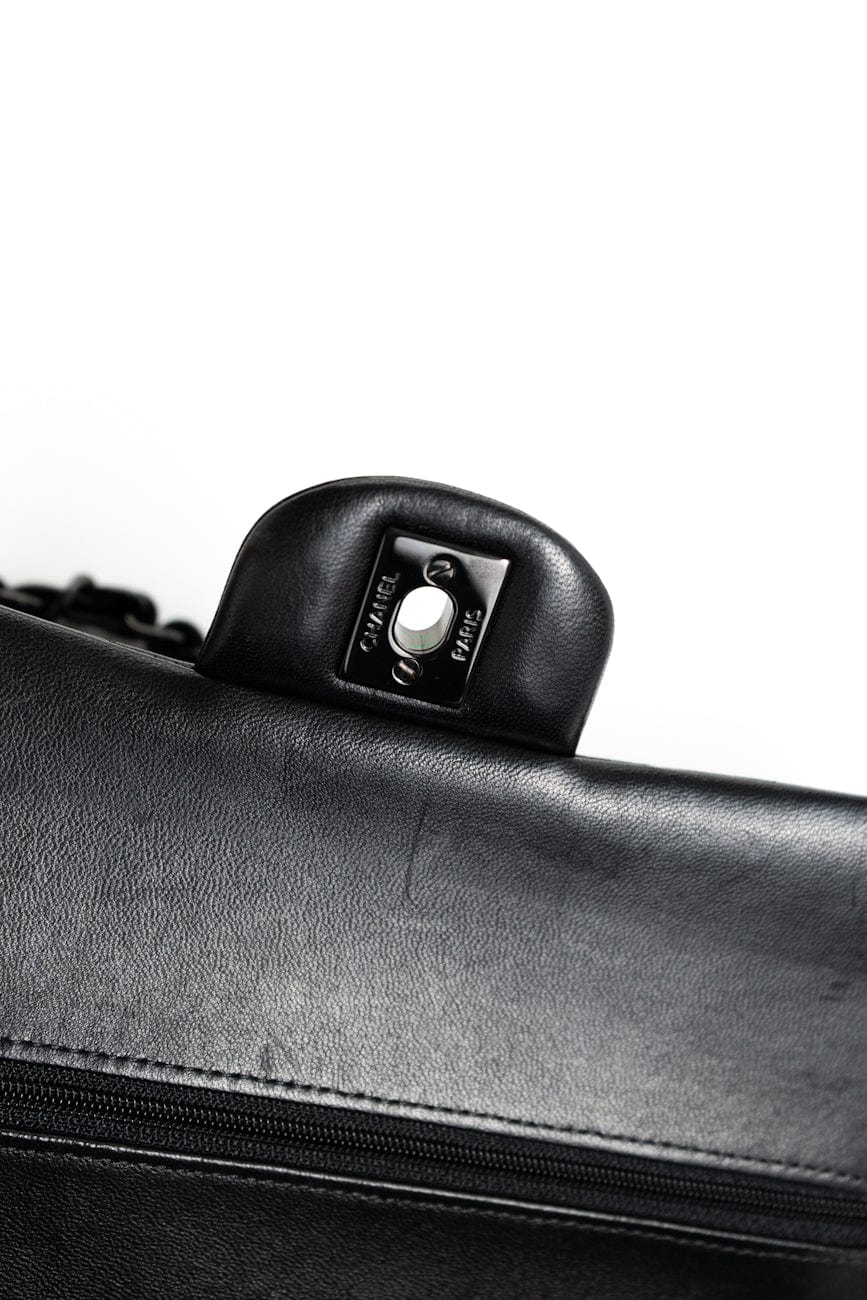 So Black Lambskin Chevron Medium Classic Flap