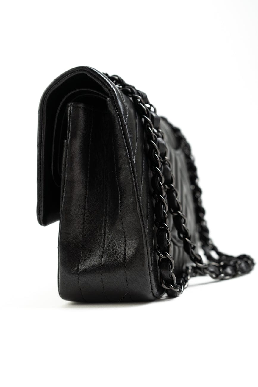 So Black Lambskin Chevron Medium Classic Flap