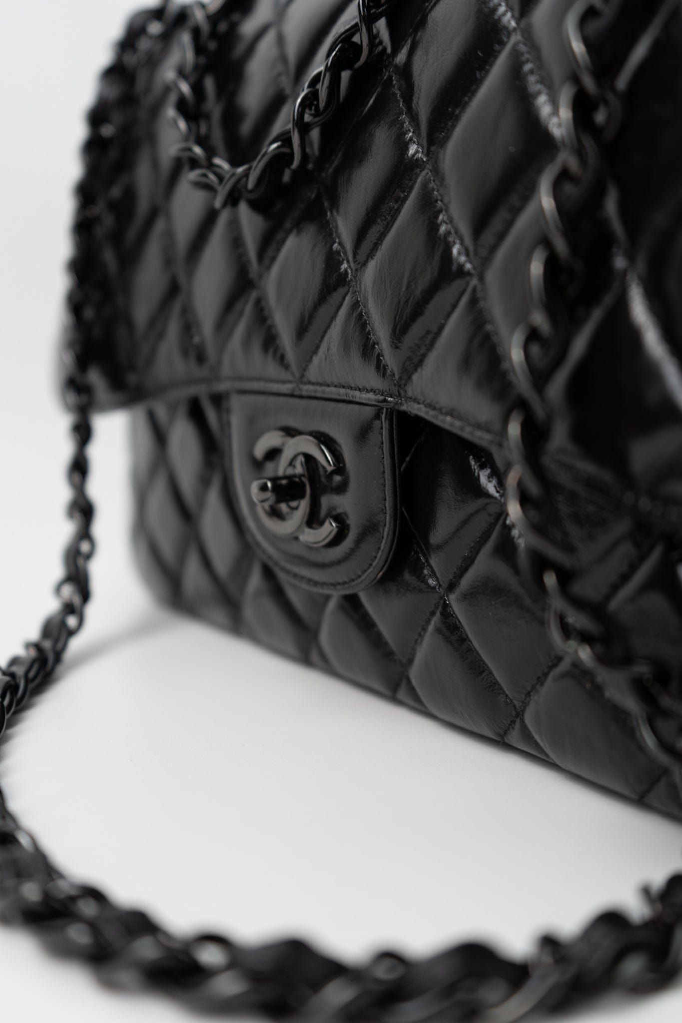 So Black Shiny Crumpled Calfskin Quilted Jumbo Double Flap