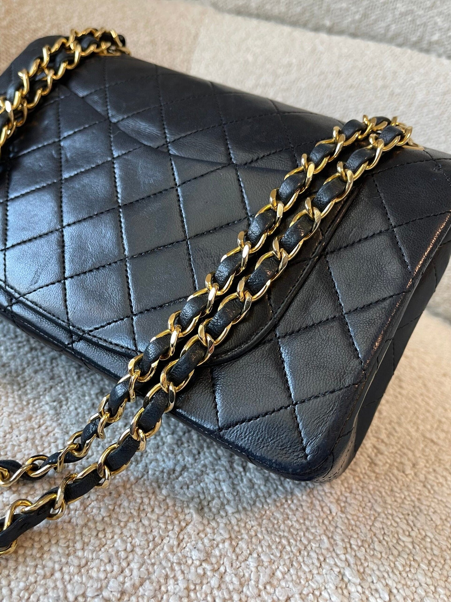 Vintage Black Lambskin Quilted Small Classic Flap GHW