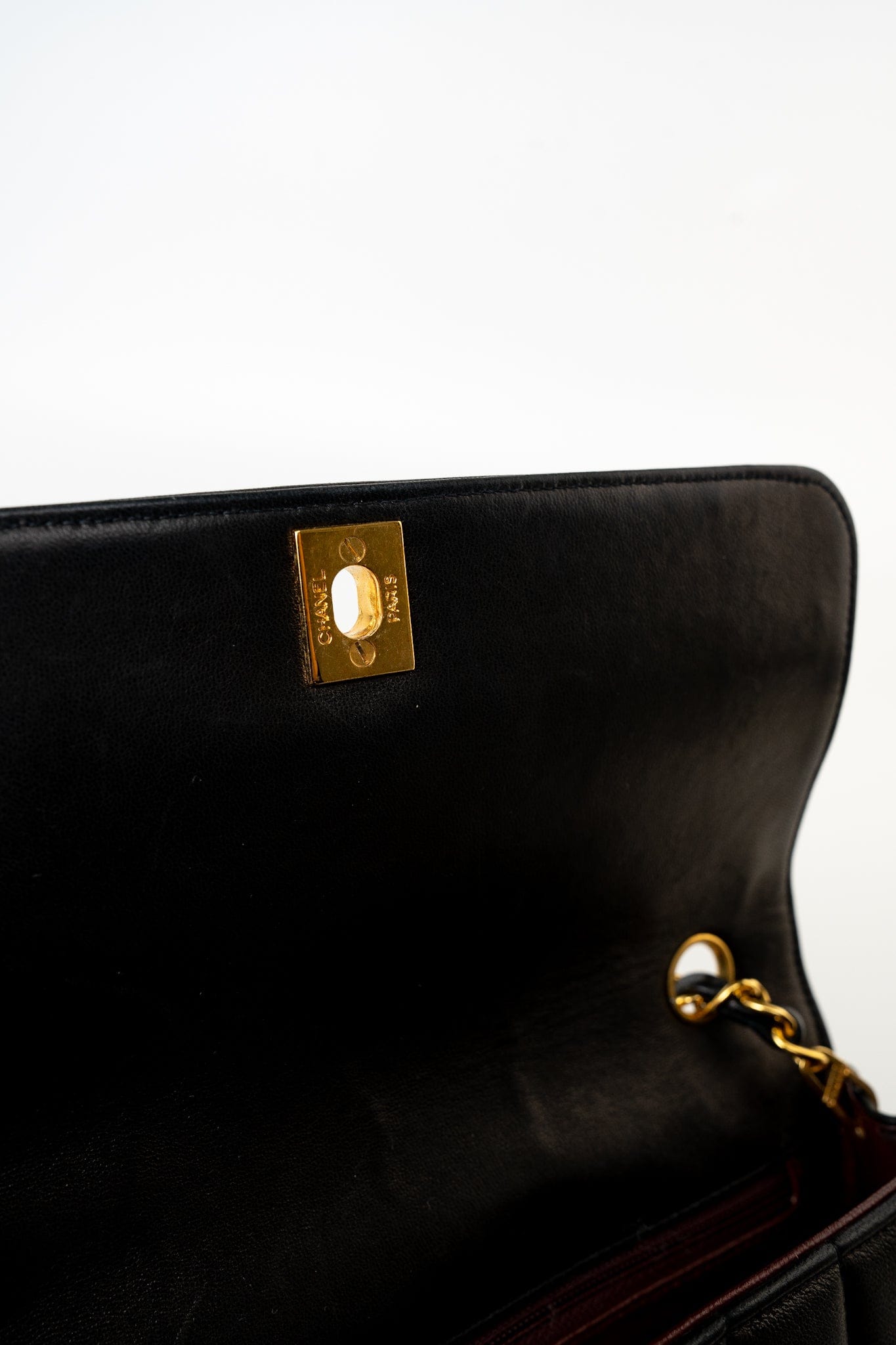 Vintage Black Vertical Lambskin Quilted Single Flap Gold Hardware