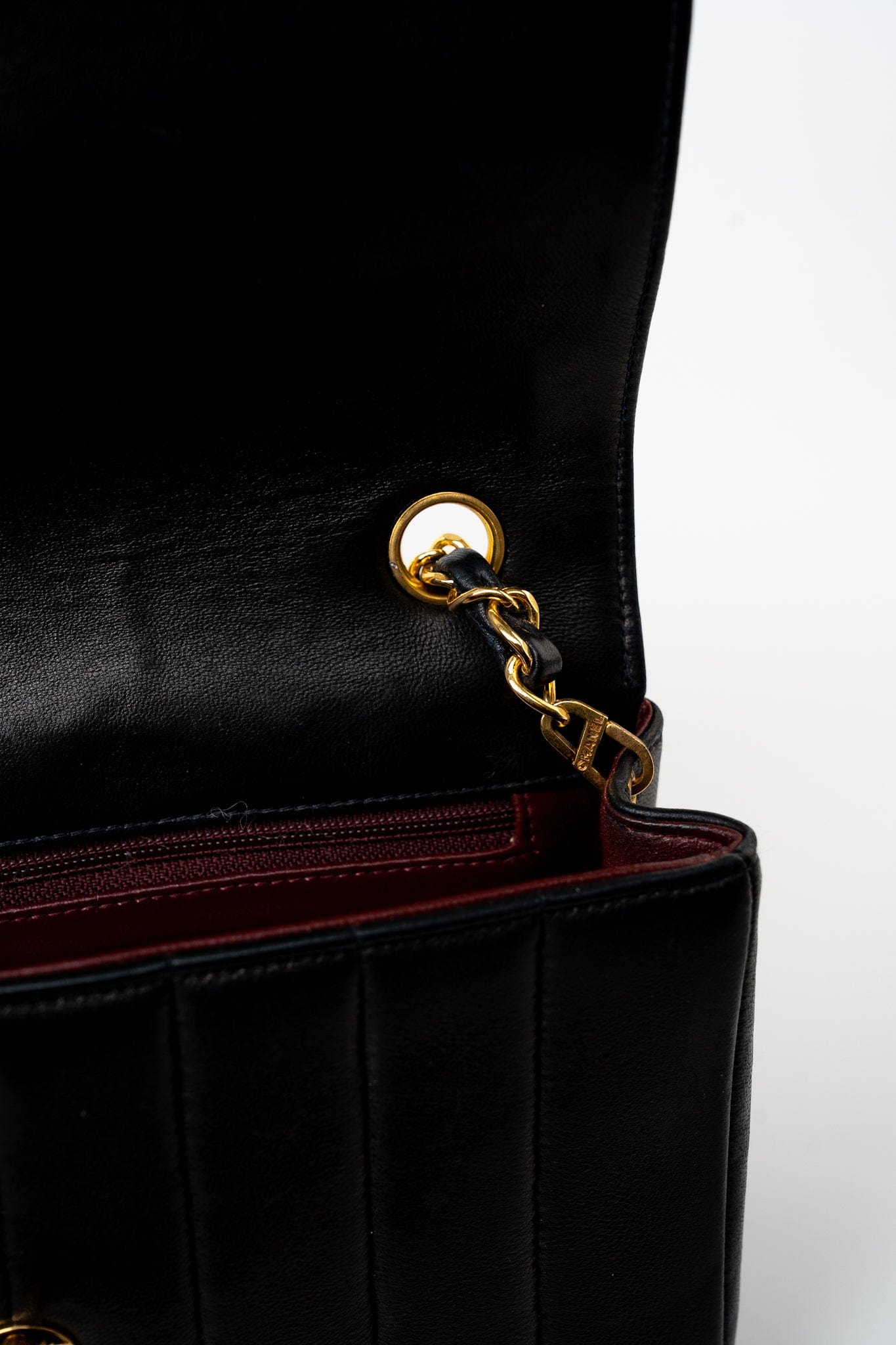 Vintage Black Vertical Lambskin Quilted Single Flap Gold Hardware