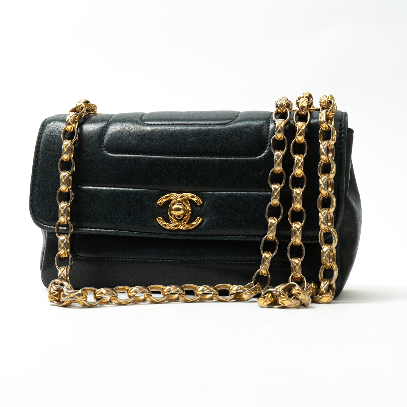 Vintage Mini Black Border Flap Lambskin Shoulder Bag Gold Hardware