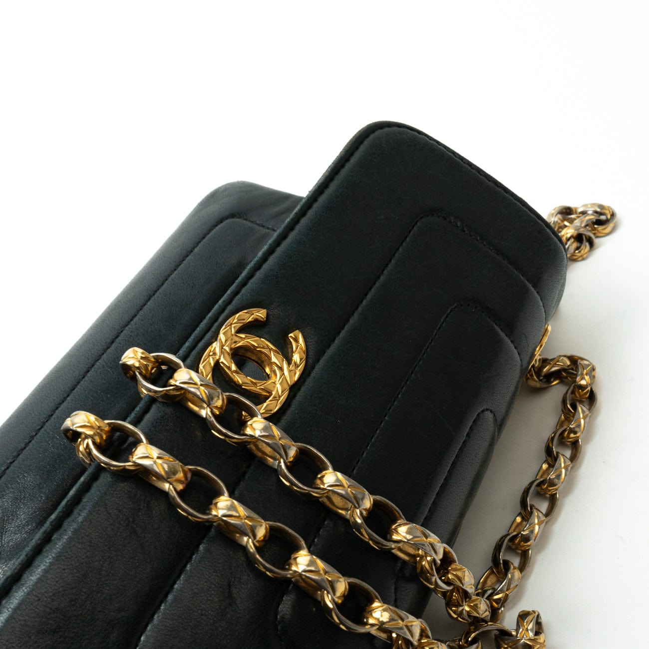 Vintage Mini Black Border Flap Lambskin Shoulder Bag Gold Hardware