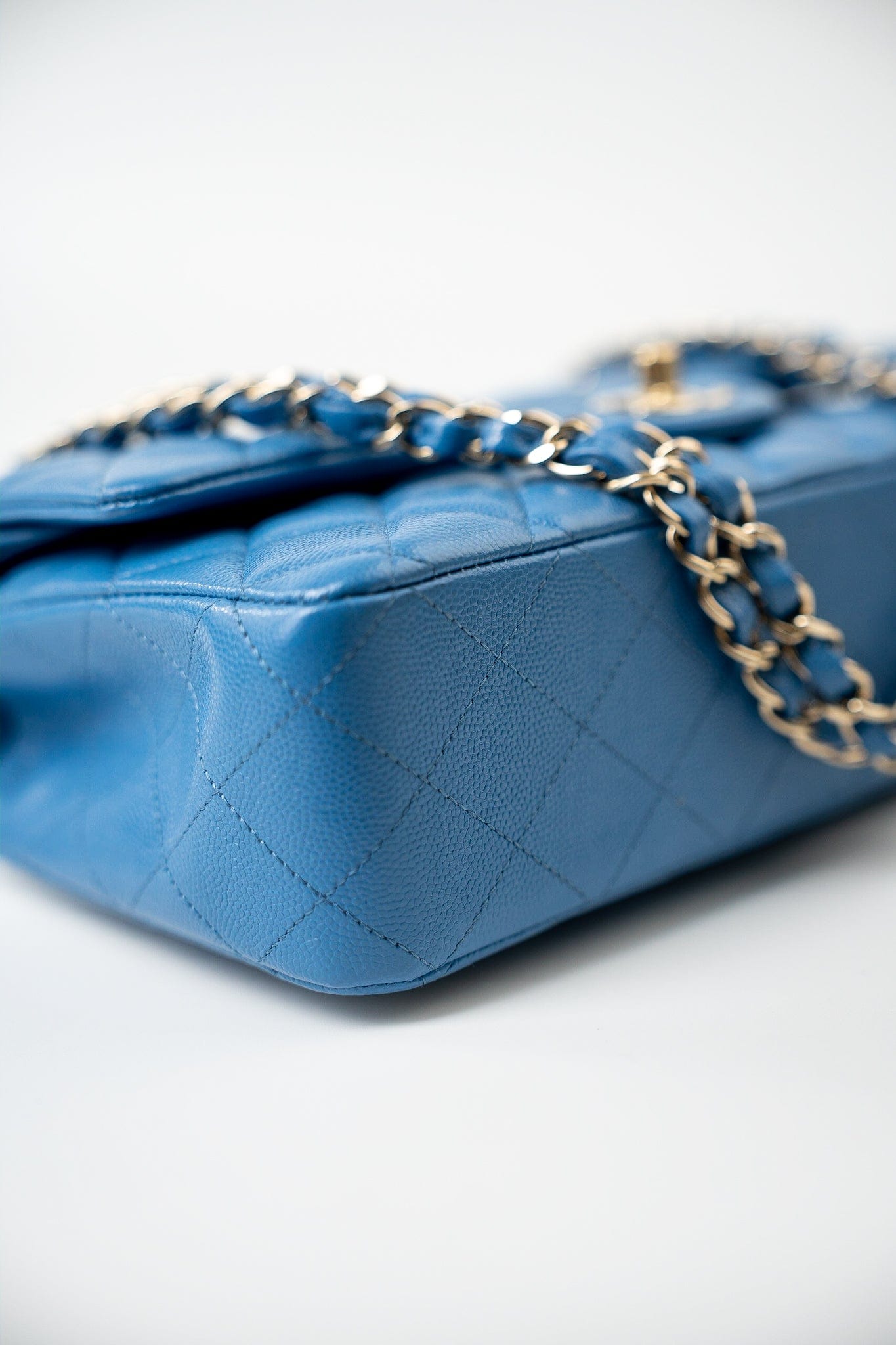 20S Blue Caviar Quilted Classic Flap Medium Light Gold Hardware