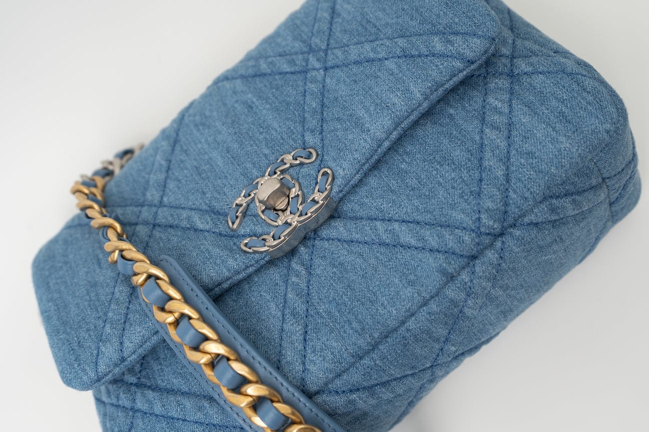 22P Denim 19 Flap Small Mixed Hardware