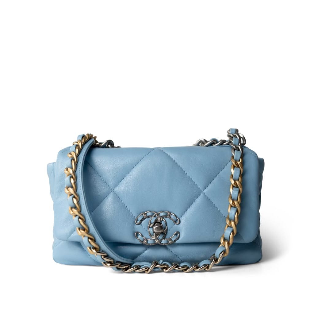 22S Light Blue Lambskin Quilted 19 Flap Small MHW