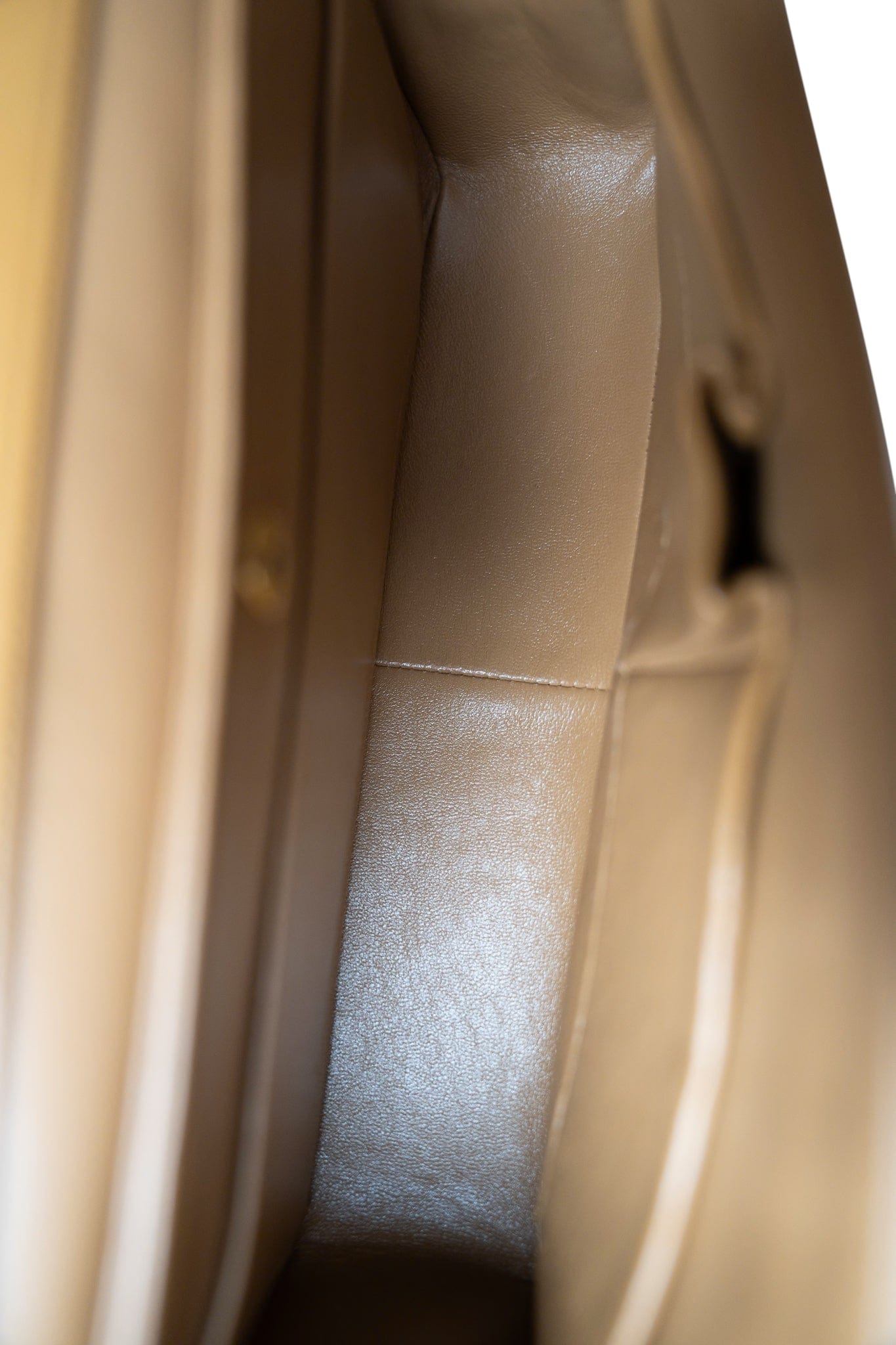 Vintage Caramel Quilted Single Flap Medium Gold Hardware