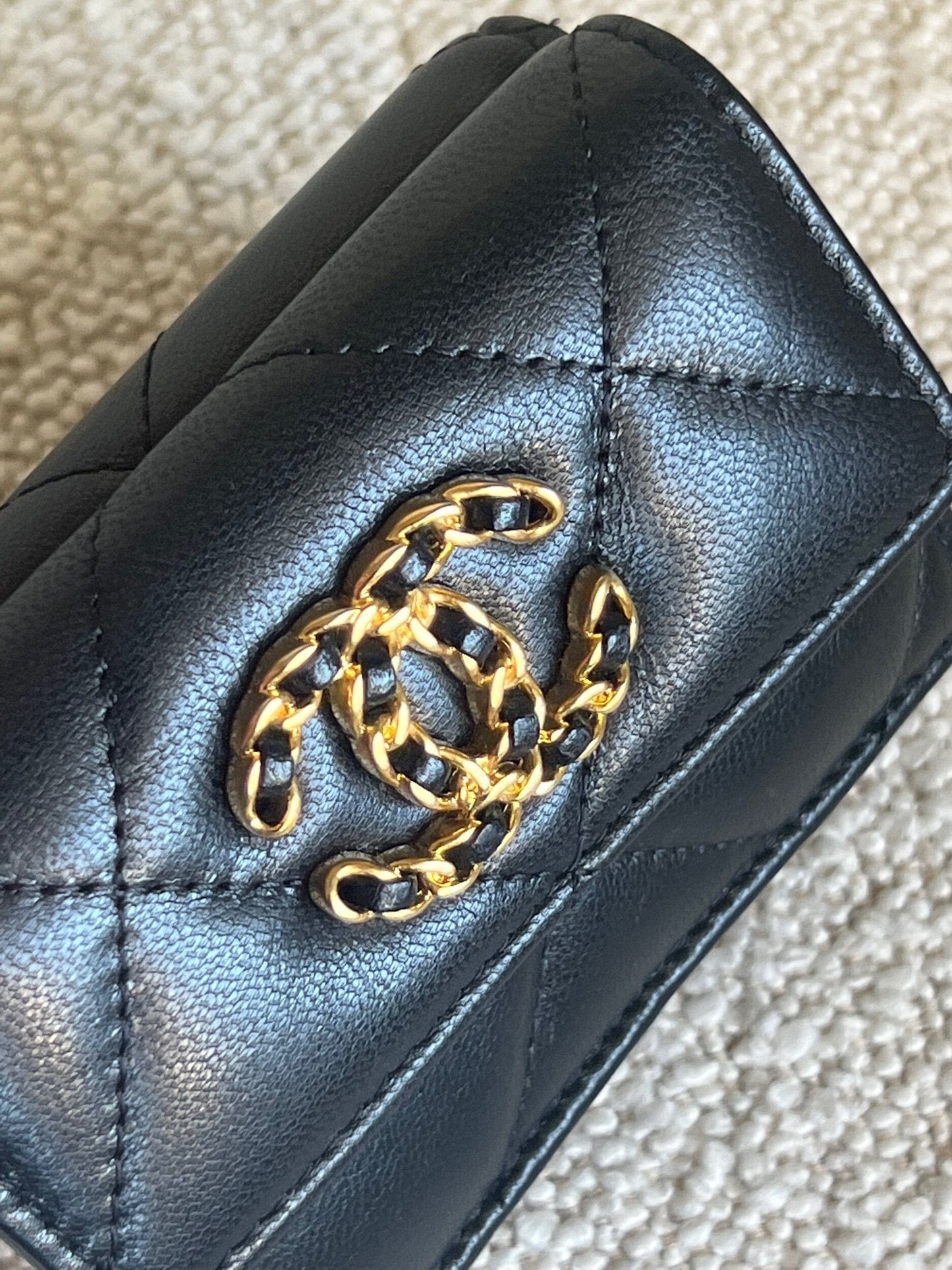 Chanel 19 Flap Lambskin Coin Purse Black
