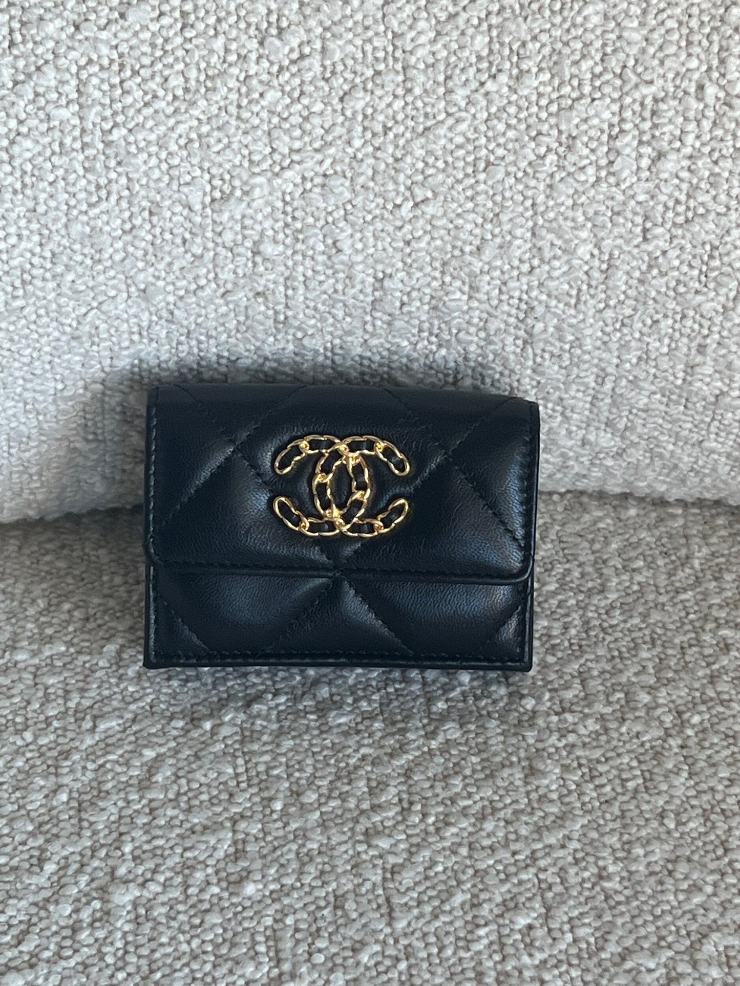 Chanel 19 Flap Lambskin Coin Purse Black